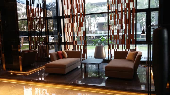 Luxury Condominium Riverfront Near Mrt Purple Line - Mueang Nonthaburi District