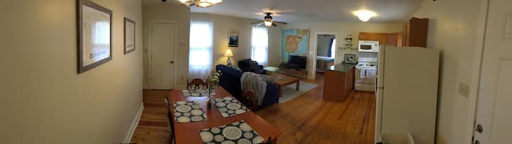 Cozy And Convenient Apartment In Old North Knox - Knoxville, TN