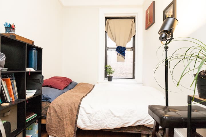 Fantastic Room (Perfect Location!)