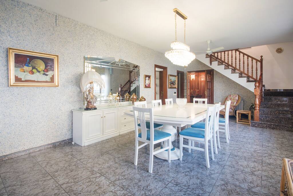 COMEDOR