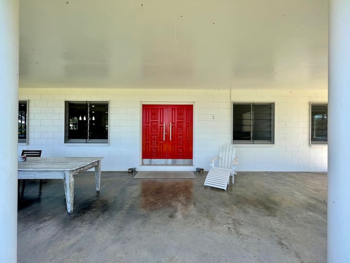 Top 8 Airbnb Vacation Rentals In Lucinda, Australia Updated 2024