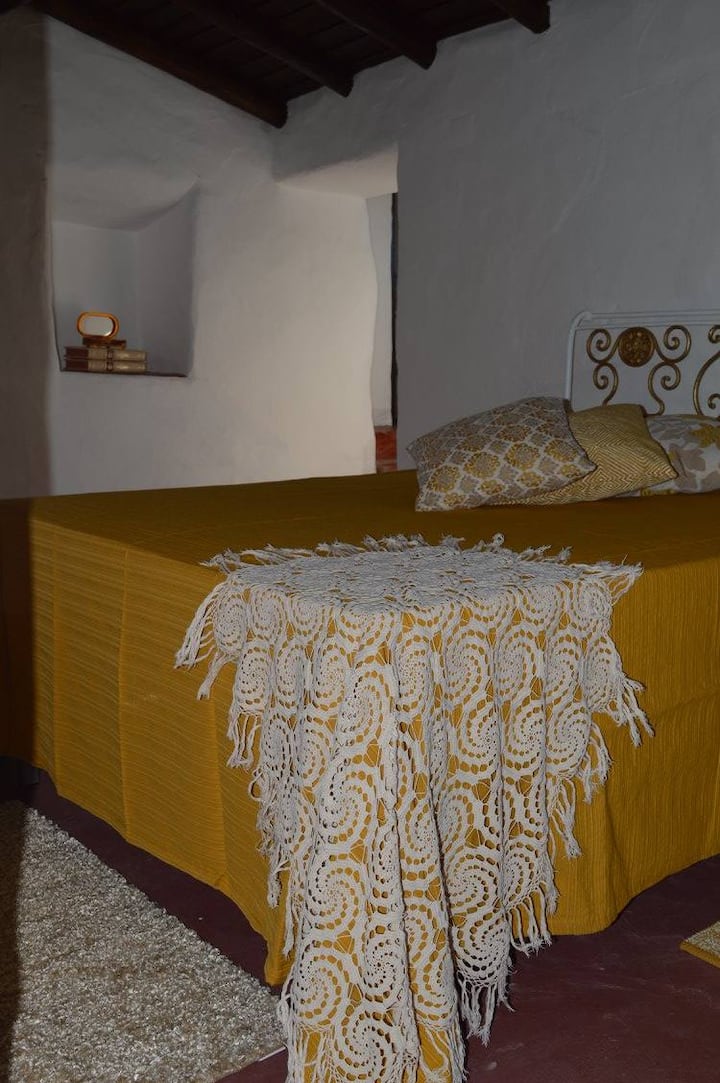 Habitación amarilla