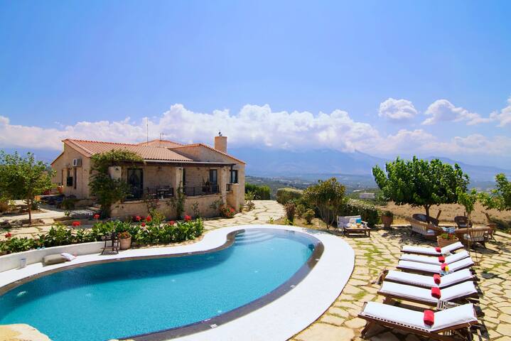 Alexis Villa, Serene Escape with mesmerising views gallery image 2