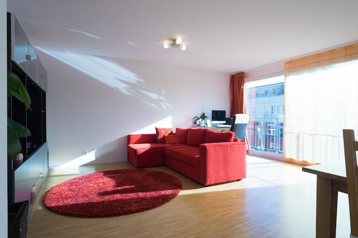 Top Modern in Center Zurich Oerlikon