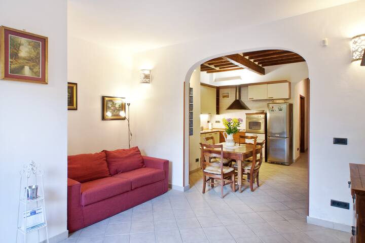 La Viola di Firenze is like your home gallery image 5