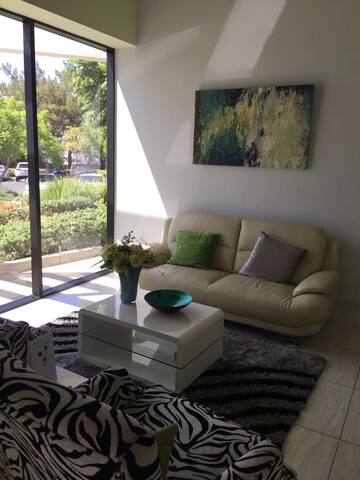 Safe and clean, with parking space gallery image 4