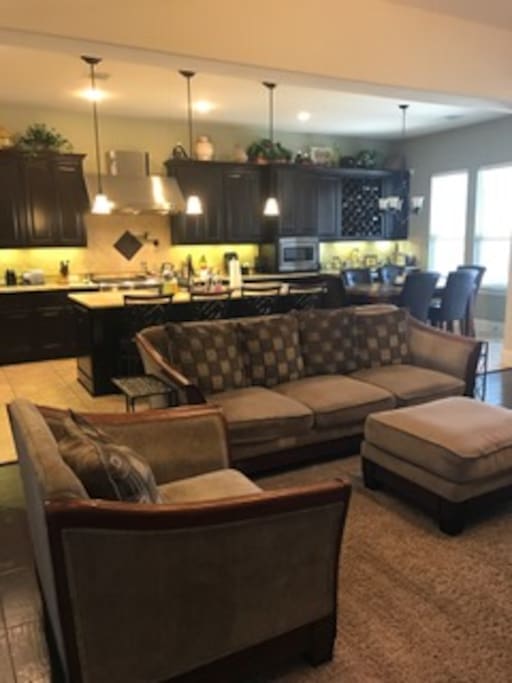 Family room/kitchen area