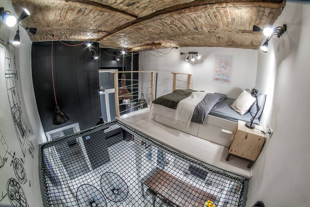 hammock and bedroom