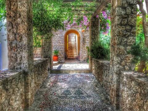 Spetses Complex House