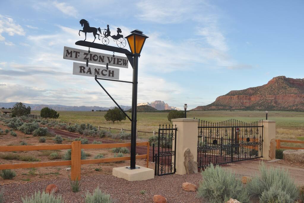 Upscale Home On 40 Private Acres Overlooking Zion Houses for Rent in