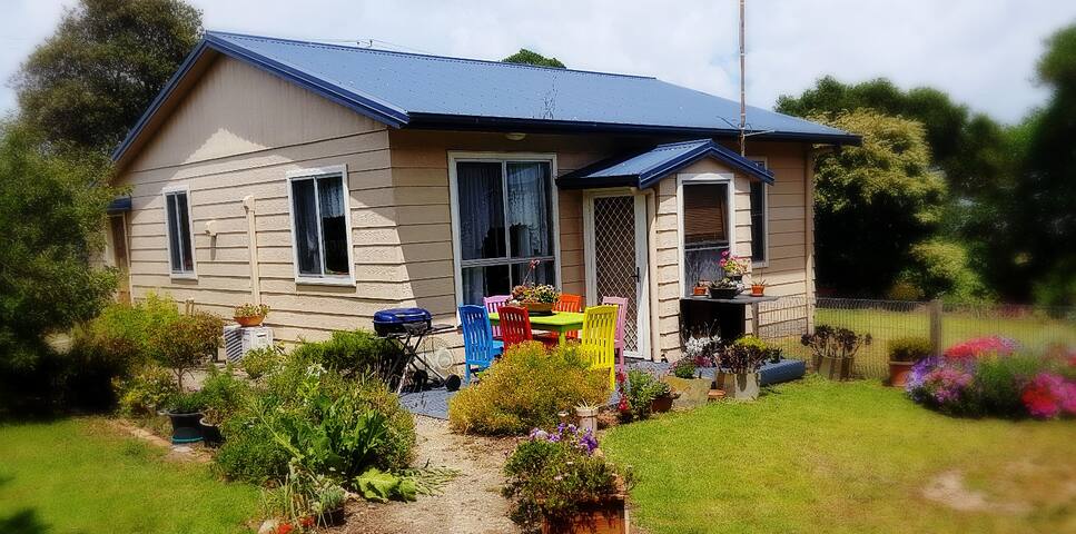 King Island Green Ponds Cottage B&B gallery image 3