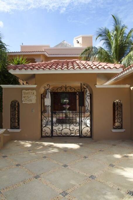 Sarita entrance