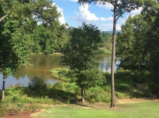 Airbnb Fairmount Vacation Rentals Places To Stay Georgia