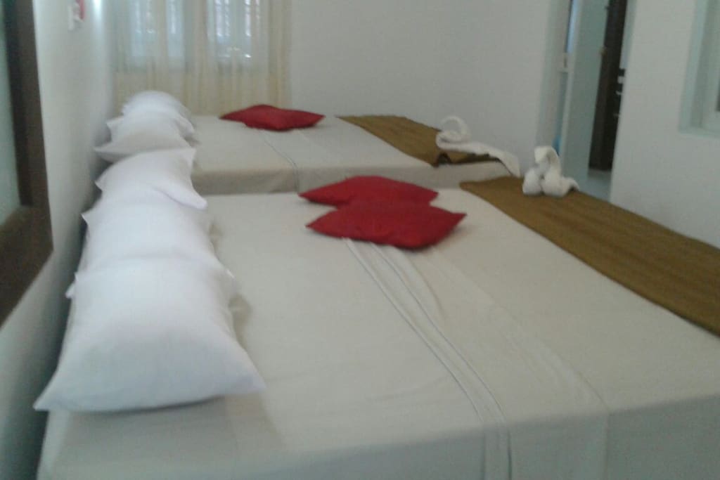 Bed rooms (1)
