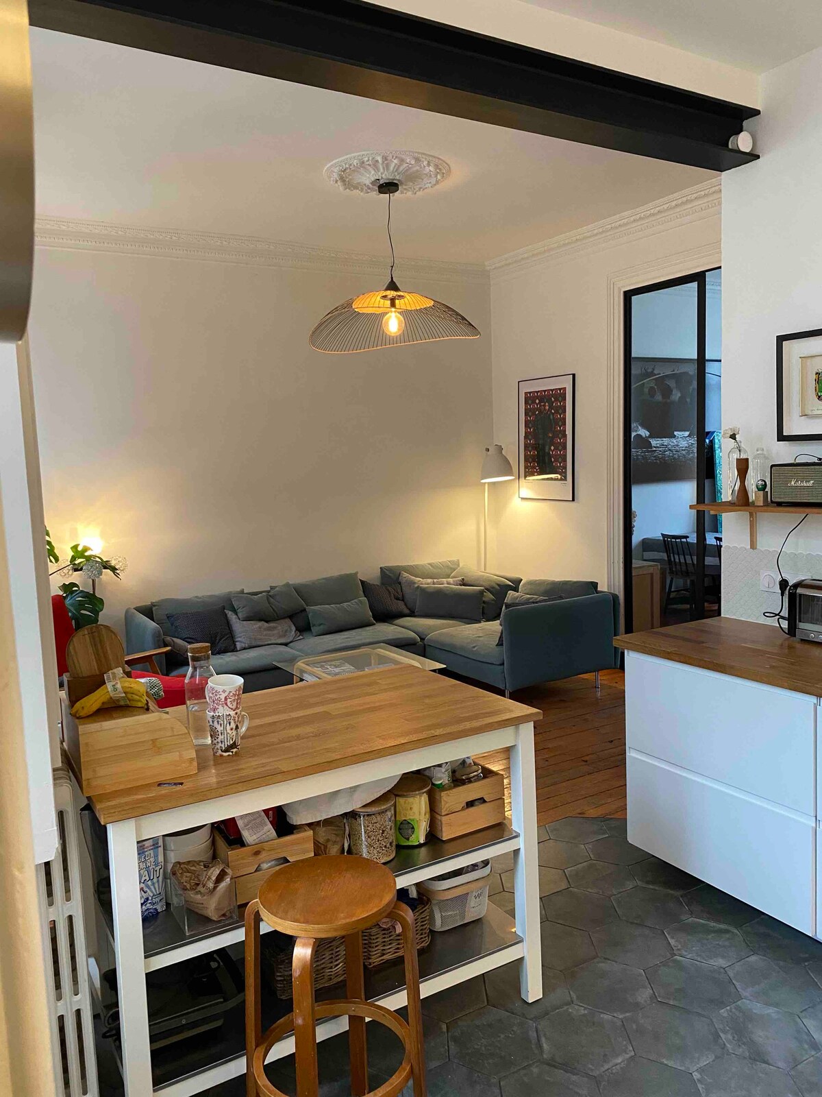 Successful Airbnb property: Townhouse, central, air-conditioned with swimming pool in Bordeaux