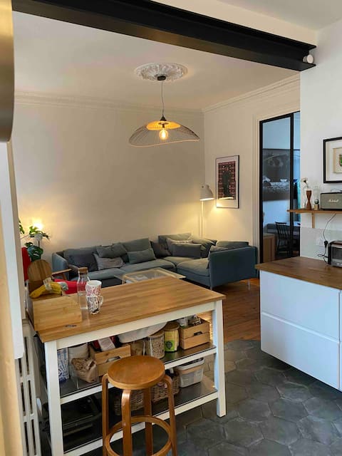 Propriété Airbnb réussie: Townhouse, central with pool à Bordeaux
