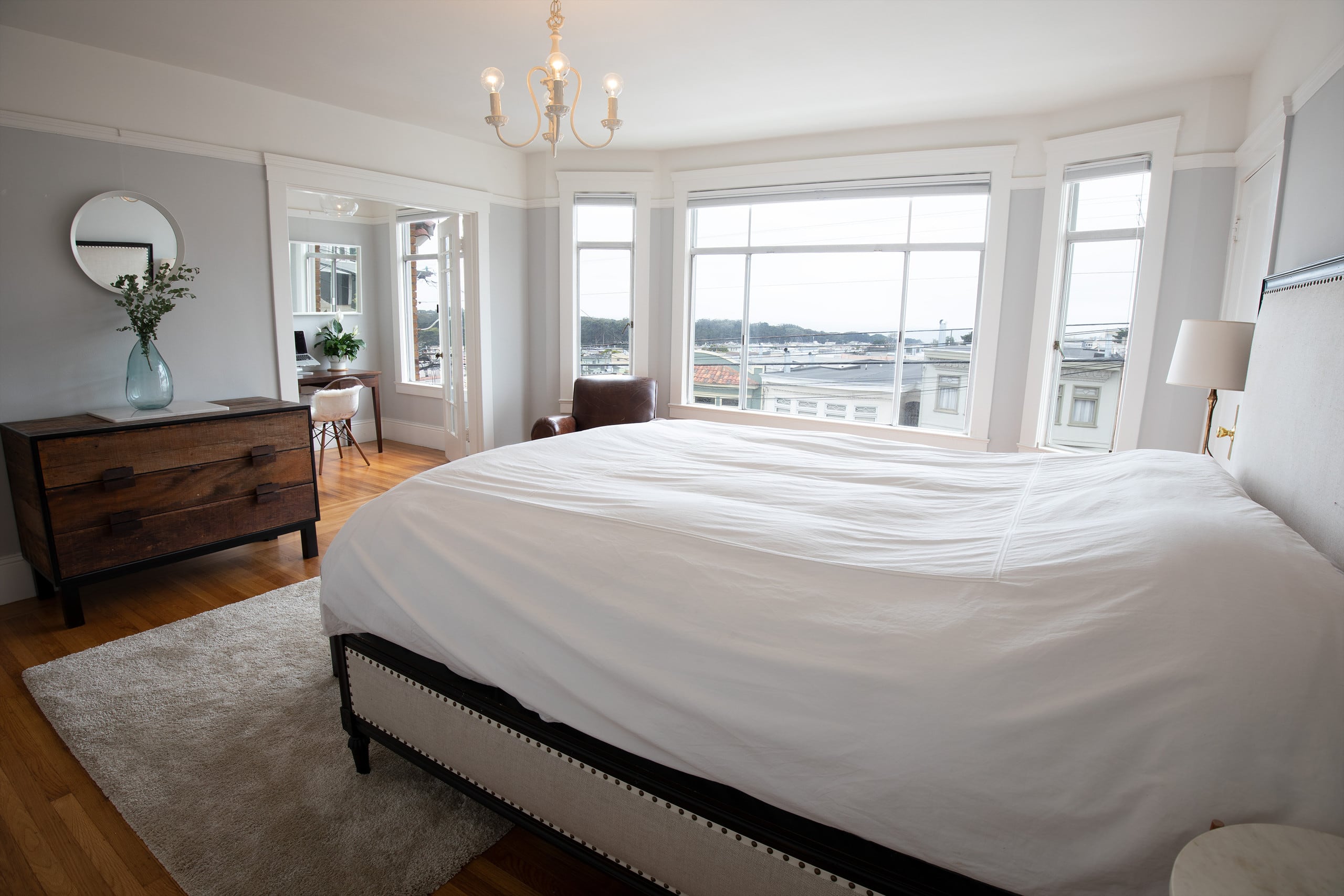 Home in San Francisco · ★5.0 · 3 bedrooms · 4 beds · 2.5 baths - Image 6