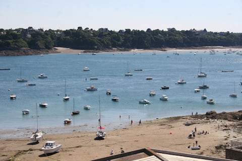 サン マロのバケーションレンタルと宿泊先 Brittany フランス Airbnb