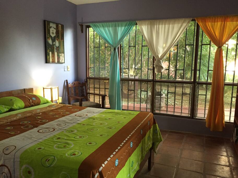2nd Private Room W/Shared Bathroom (2)