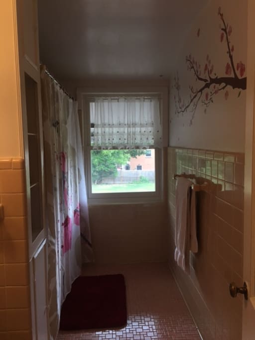 Shared bathroom, full shower