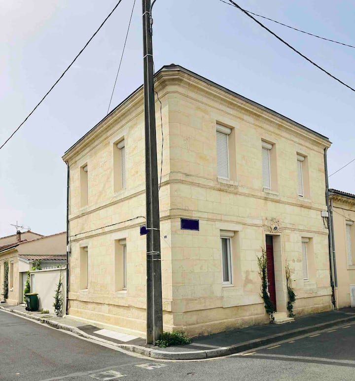 Maison Bordelaise Lumineuse Avec Terrasse - Bordeaux