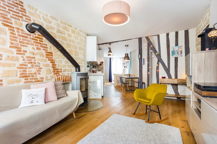 Charming & typical 2 BDR in Montmartre - Paris