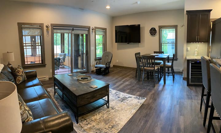 Luxury Townhouse In Lake Placid - Lake Placid, NY