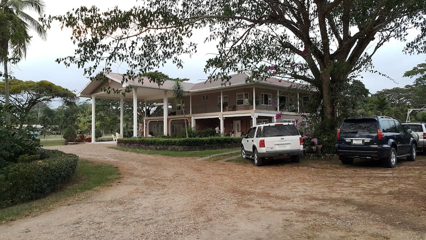 Airbnb Spanish Lookout Vacation Rentals Places To Stay
