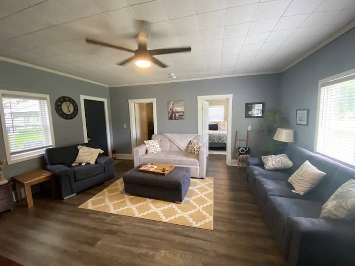 Soggy Dollar Cabin Houses for Rent in Alma, Nebraska, United States Airbnb