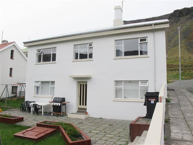 GentleSpace GuestRooms - Double Room 2, double bed