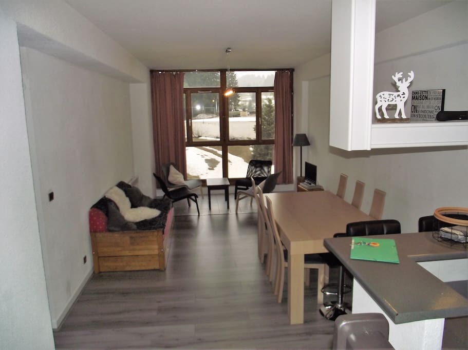 Salon, séjour: nouvelle table,chaises