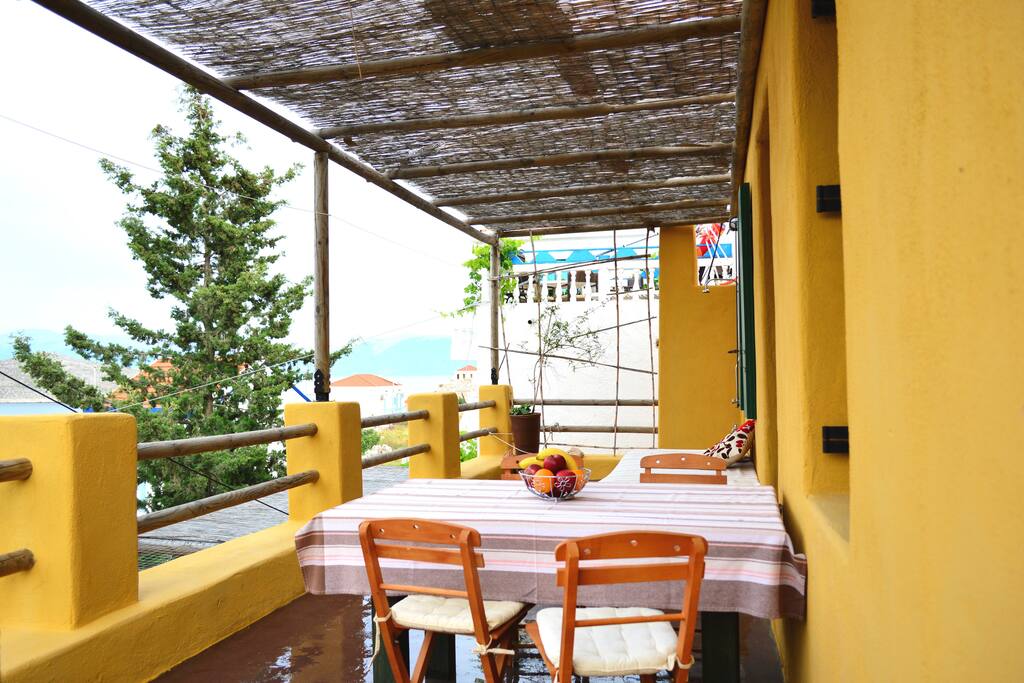 the balcony with the view over the port