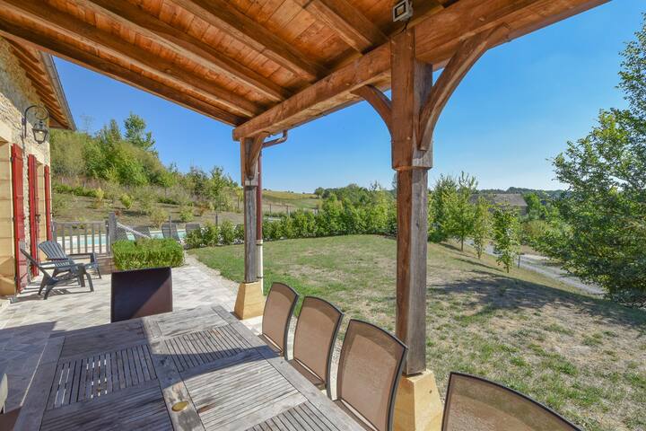 Domaine D'Essendiéras managed Airbnb listing 3
