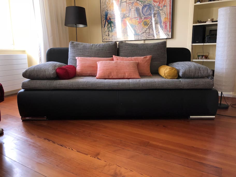zusätzliche Schlafgelegenheit im Wohnbereich (Sofabett)
