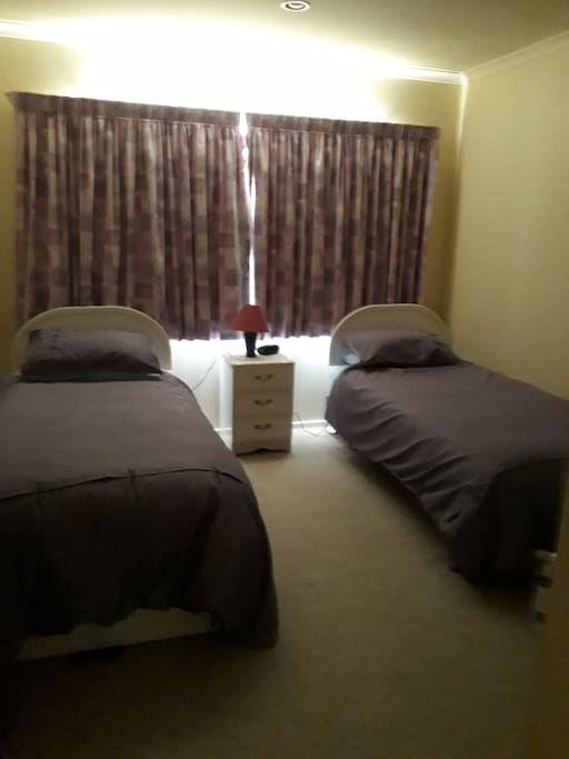 Bedroom with two singlebeds