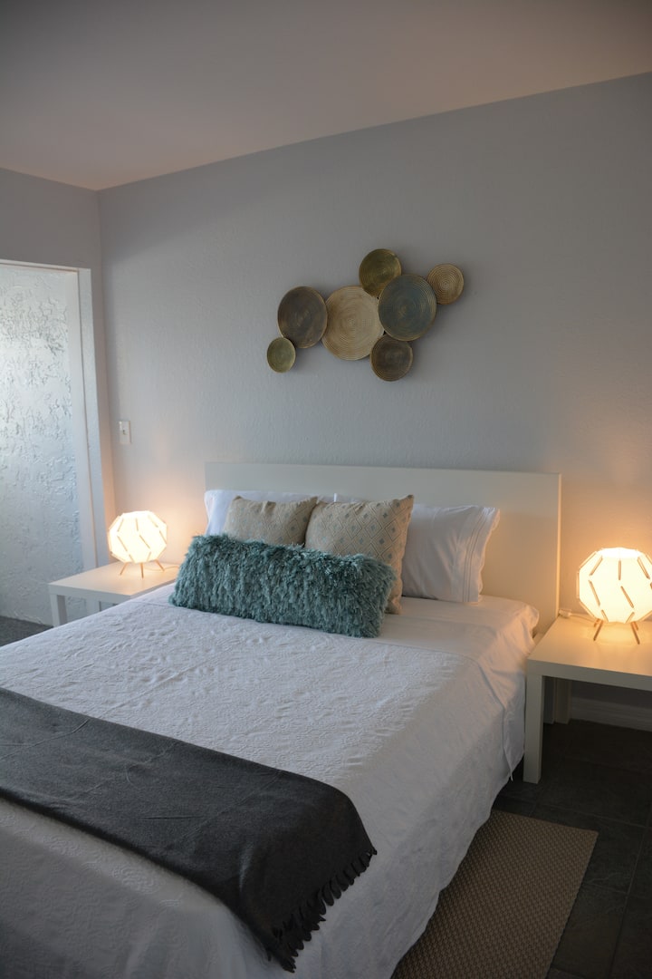 ห้องนอนใหญ่ (Master Bedroom)