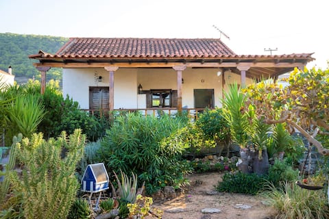 Xanthi's sunshine maisonette