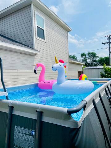 The Retreat:hot tub,pool,near DT and Uptown Dallas gallery image 3