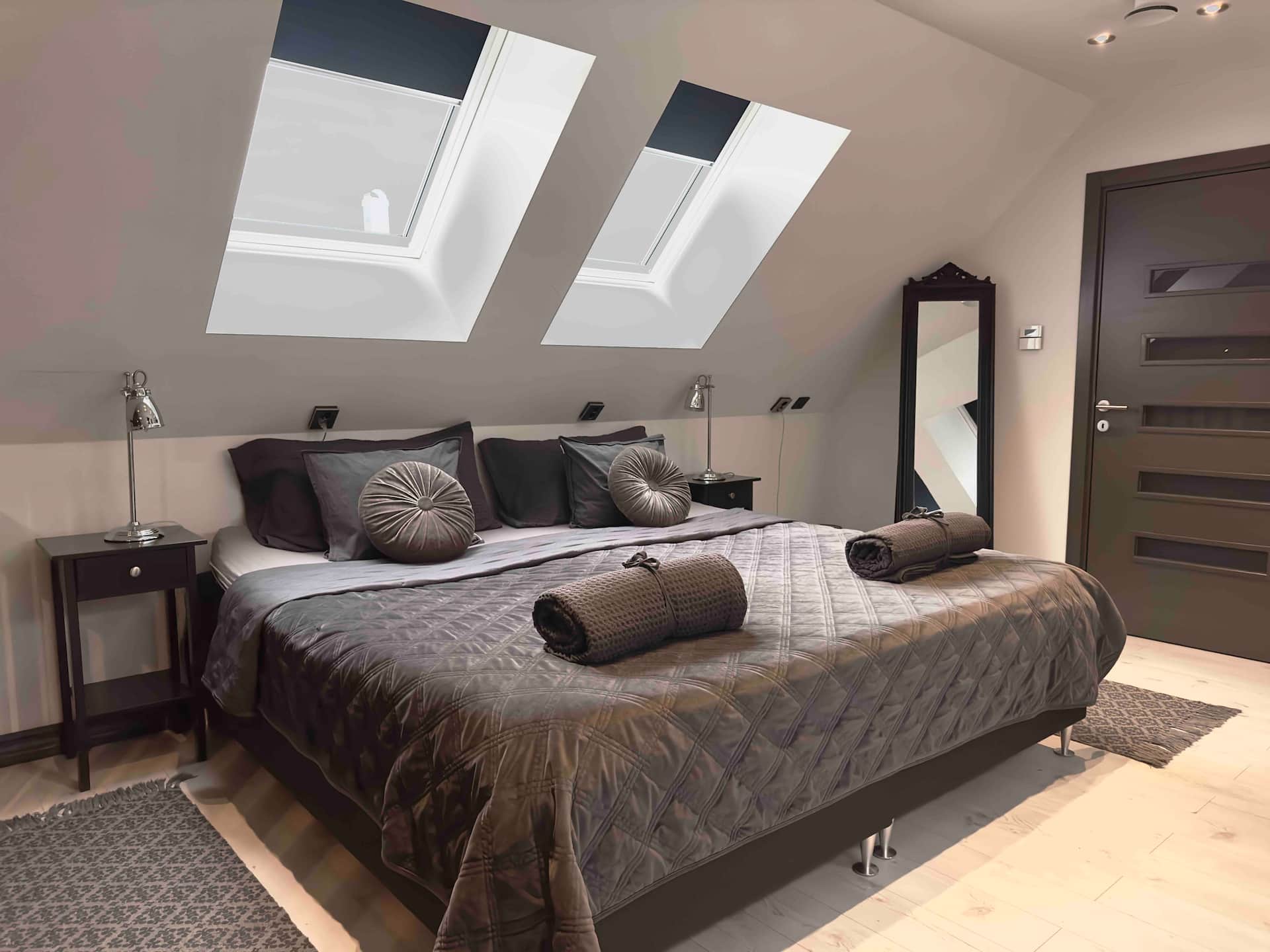 Private Studio Apartment - Light and Cozy
