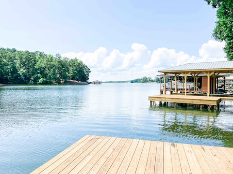 Lakefront Escape/Private Dock: The Dogwood Cottage
