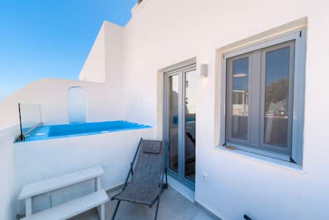 The Muse 7-Suite_Outdoor Jacuzzi_1st floor