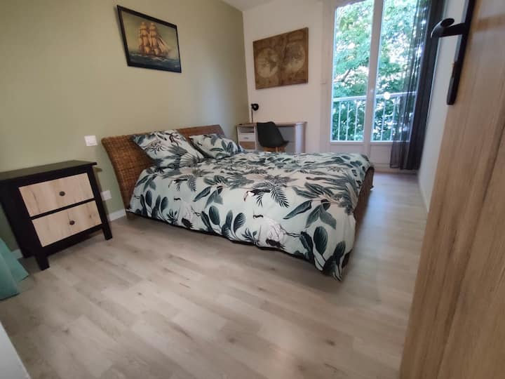 Chumba cha kulala cha mchunguzi 