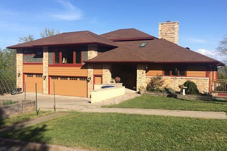 Casa Nord (Green Room)