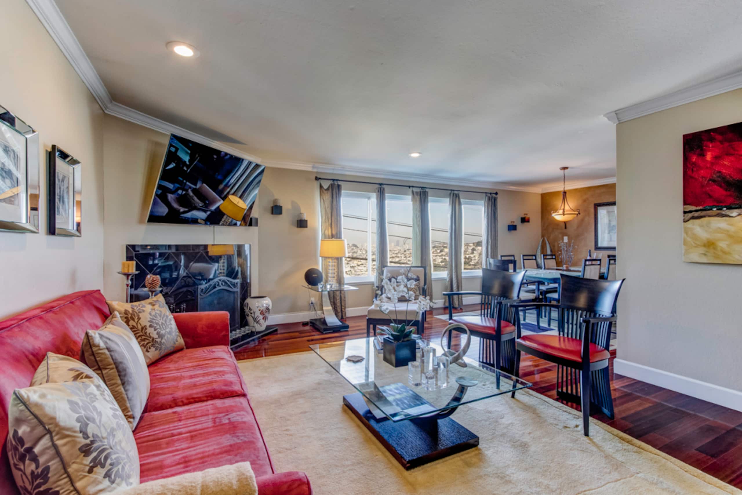 Home in Daly City · ★4.89 · 3 bedrooms · 3 beds · 2 baths - Image 4