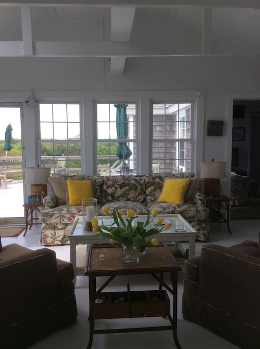 Living room to porch