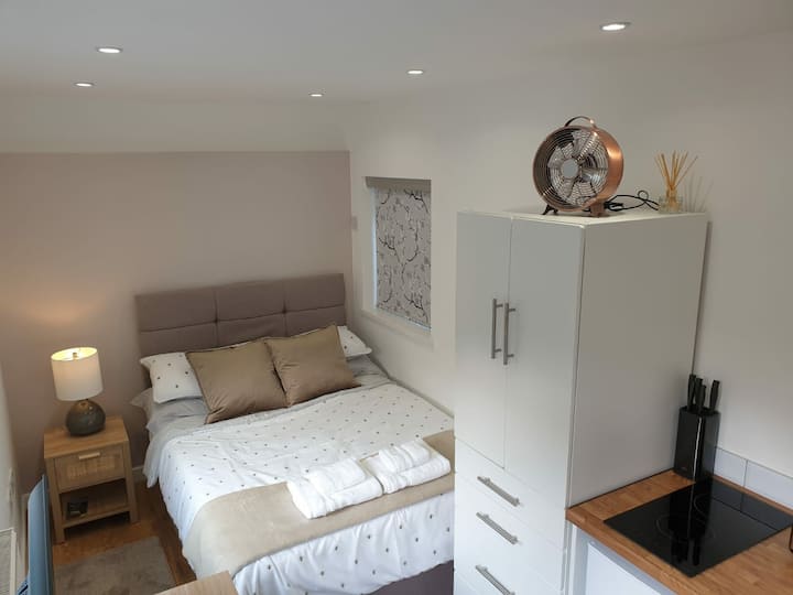 K SUITES - CITY-CENTRE 4 BED HOUSE - 2 FREE PARKING CARDIFF (United Kingdom)