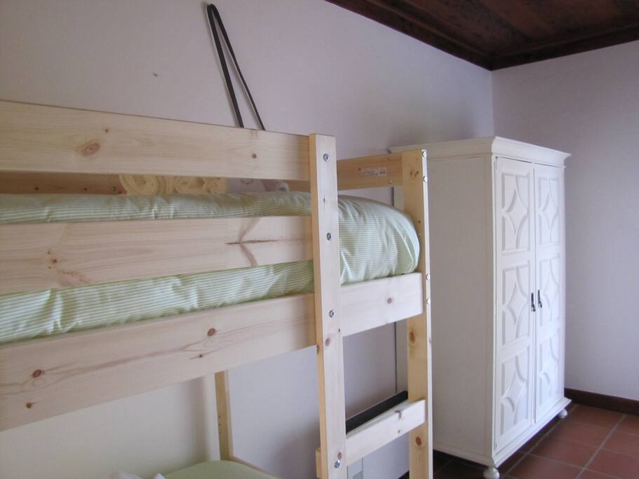 Quarto Pura Raça Espanhola
