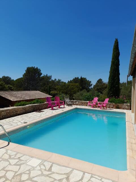 Provencal villa (Domaine de l 'Escape Belle)