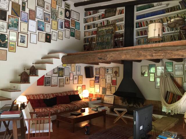 Antiguo pajar rehabilitado en Viladamat – gallery image 5