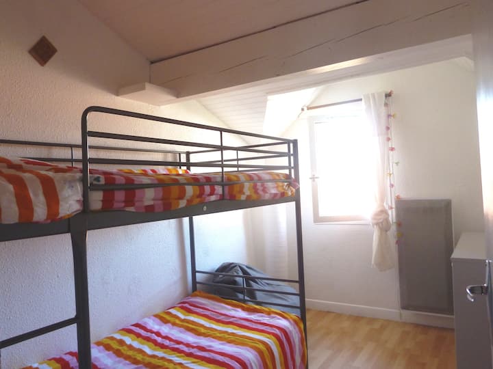 Habitación infantil literas